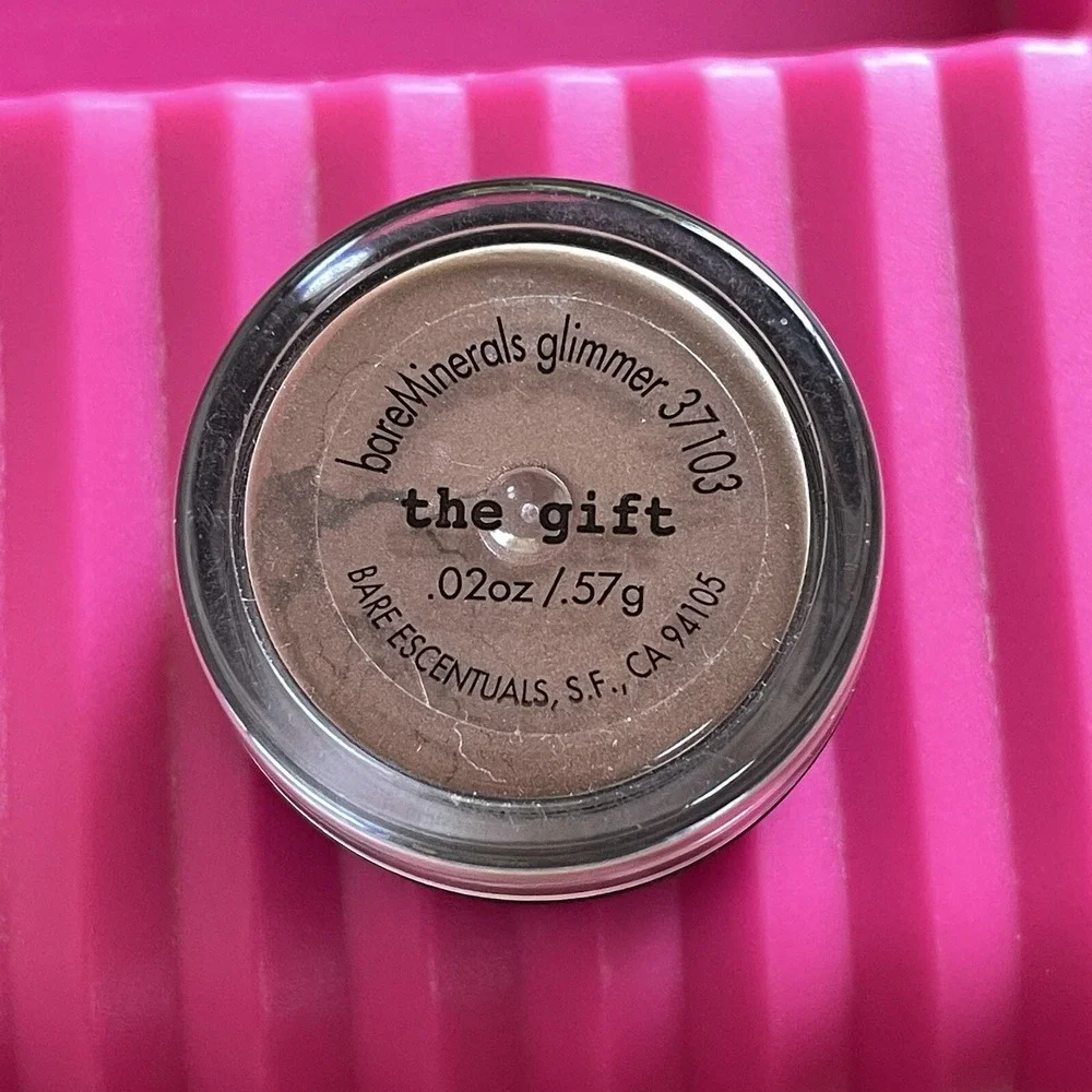 bareMinerals Glimmer Eyeshadow Single Loose Powder - The Gift - .57g/.02oz 37103